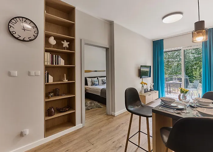 Golden Hour Apartments- Zielona Ostoja 8b *